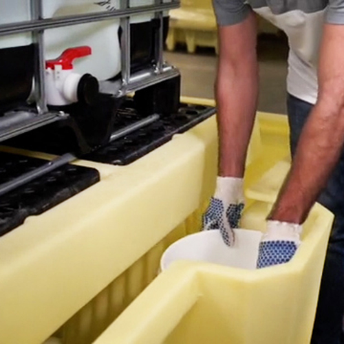 ENPAC IBC Tote Spill Containment Pallet 2000i (MPN: 5469-YE)