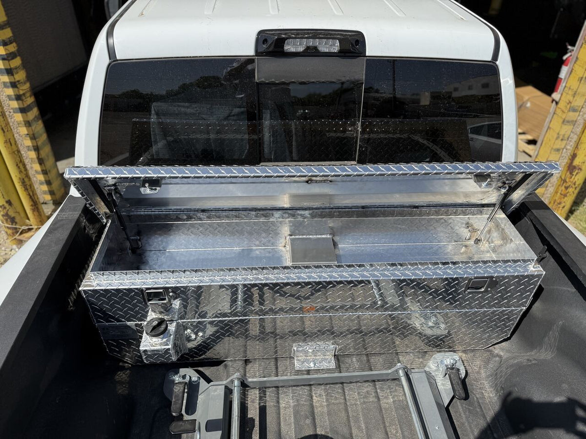 ATTA 34 Gallon Short Bed Diesel Auxiliary Tank & Toolbox Combo-AT34TT-SB