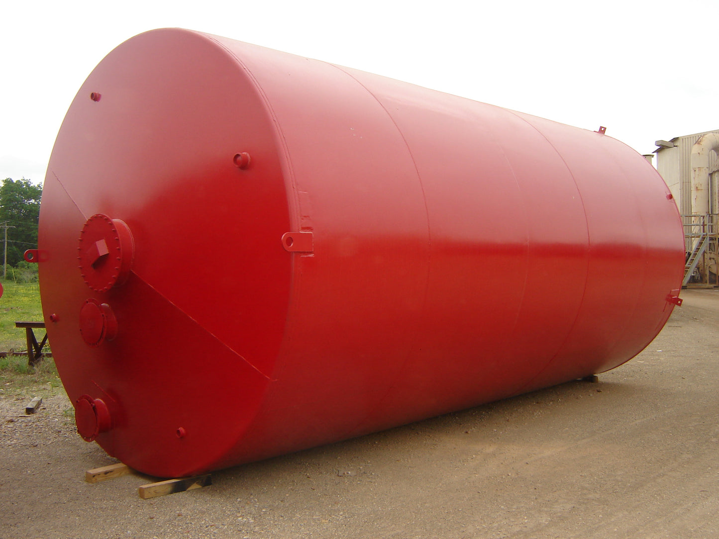 1000 Gallon Newberry UL 142 Single Wall Vertical Tank (SKU: NB01000SWV06410G)
